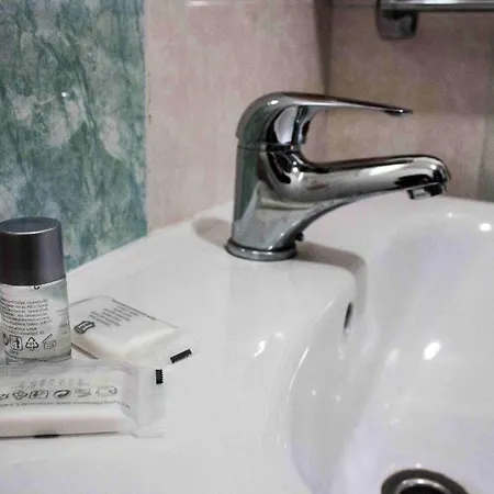 Motel Dlouha Louka מוטל 3*